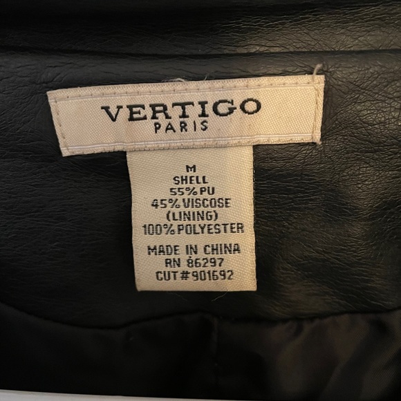 Leather jacket - Picture 3 of 3